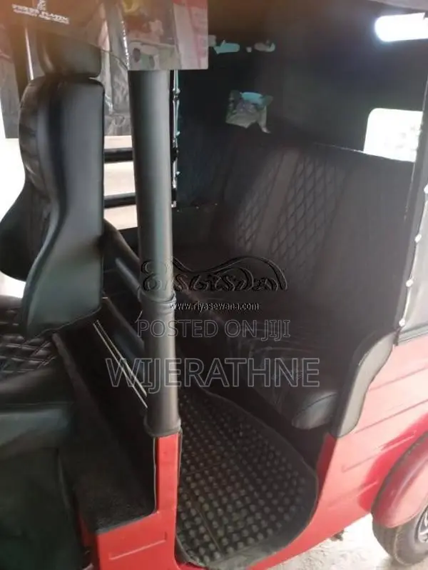 Bajaj 4 Stroke 2015 Three Wheel (Used)