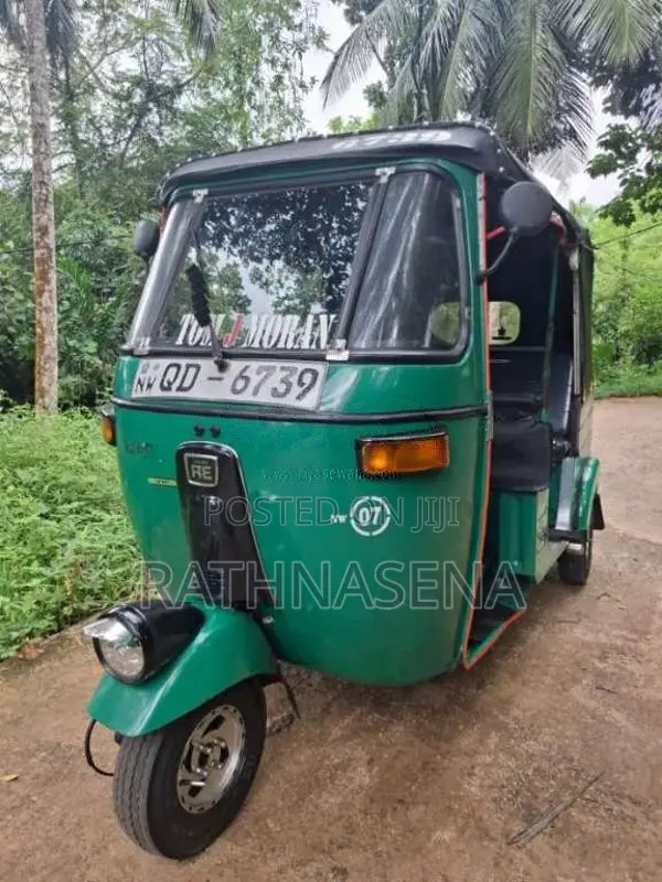 Bajaj RE 2 Stroke 2005 Three Wheel (Used)