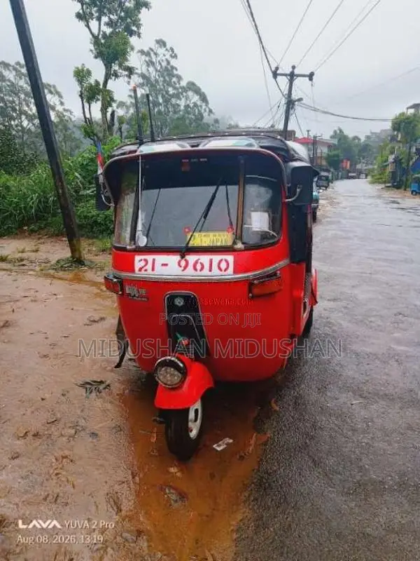 Bajaj RE 2 Stroke 1998 Three Wheel (Used)