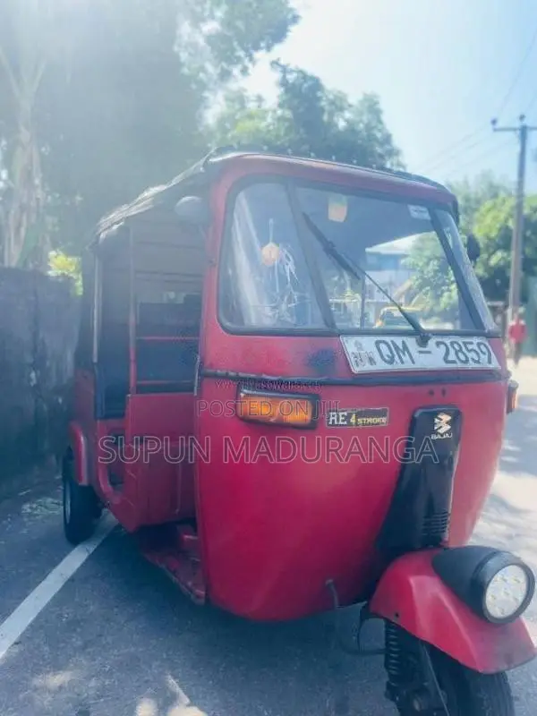 Bajaj 4 stroke 2007 Three Wheel (Used)