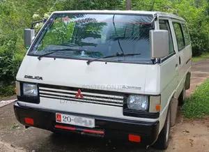 Mitsubishi L300 1985 Van (Used)