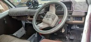 Mitsubishi L300 1985 Van (Used)