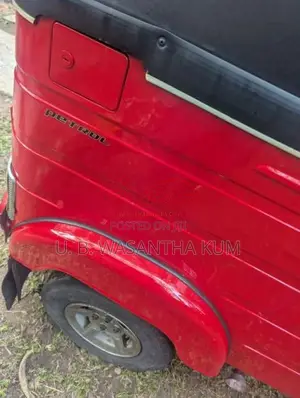 Bajaj 4 Stroke 2016 Three Wheel (Used)