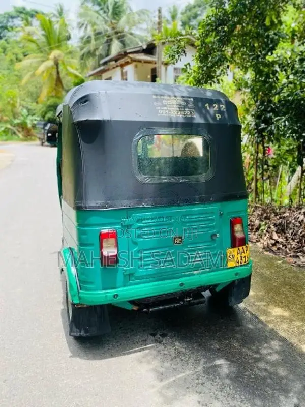 Bajaj RE 2014 Three Wheel (Used)
