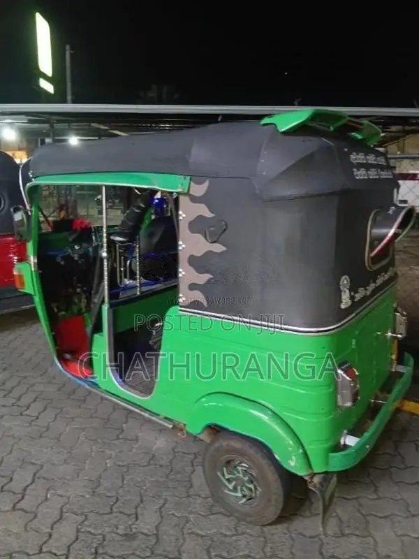 Bajaj 4 Stroke 2012 Three Wheel (Used)
