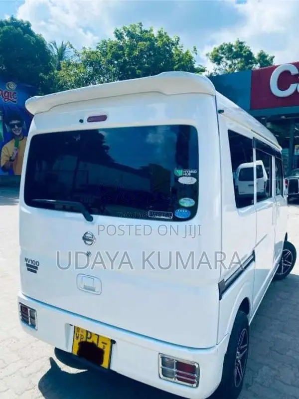 Nissan NV100 Clipper 2015 Van (Used)