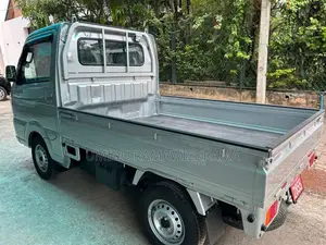 Suzuki Carry 2023 Lorry Unregistered (Recondition)