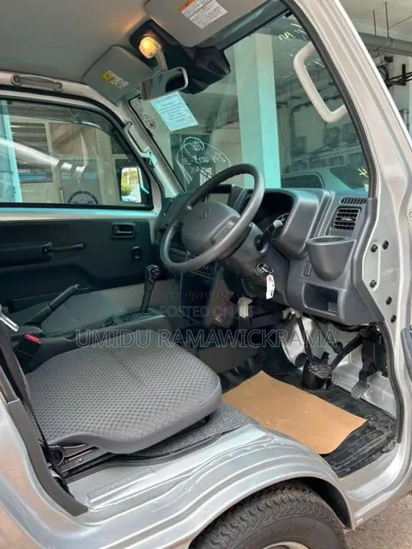 Suzuki Carry 2023 Lorry Unregistered (Recondition)
