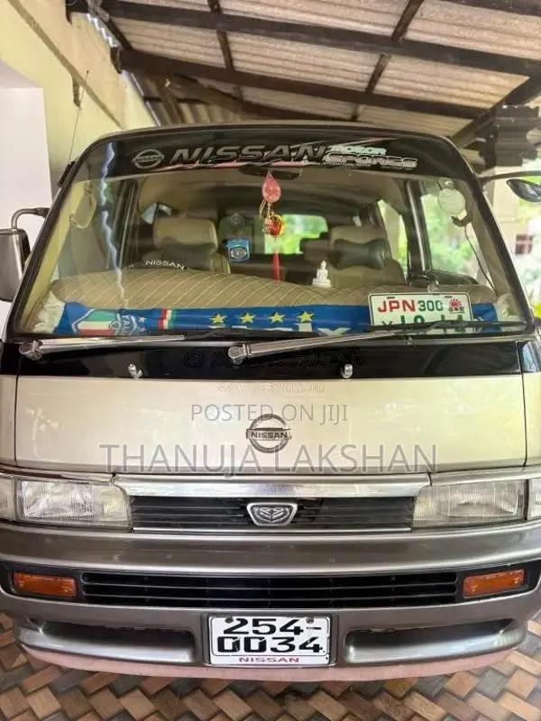 Nissan Caravan 1995 Van (Used)
