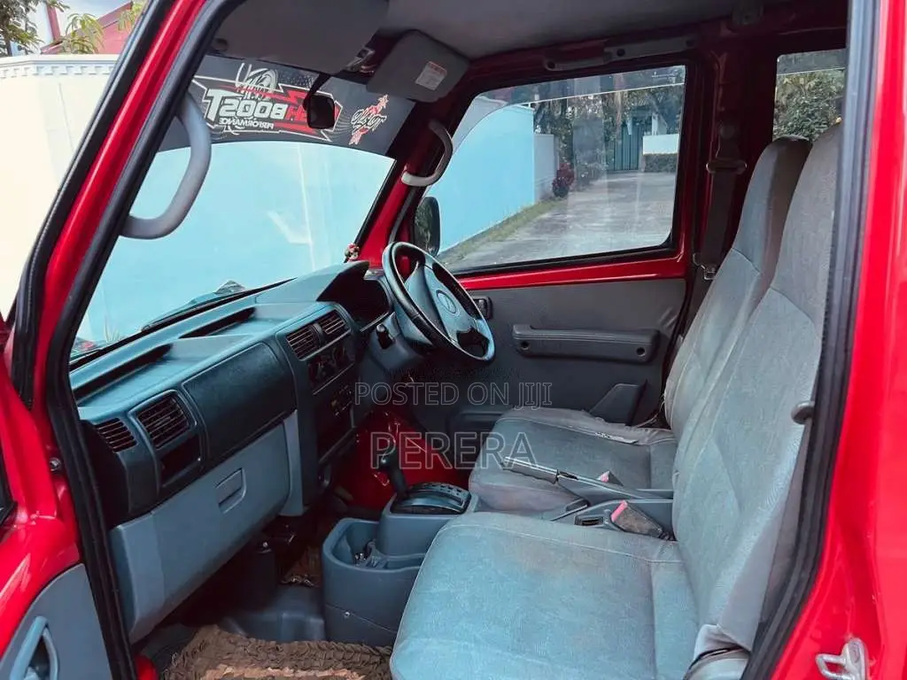 Nissan CLIPPER 2012 Van (Used)