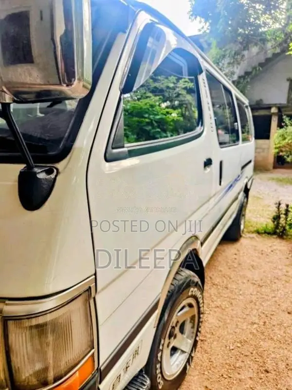Toyota Dolphin LH113 1994 Van (Used)
