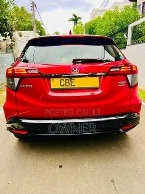Honda Vezel 2018 SUV (Used)