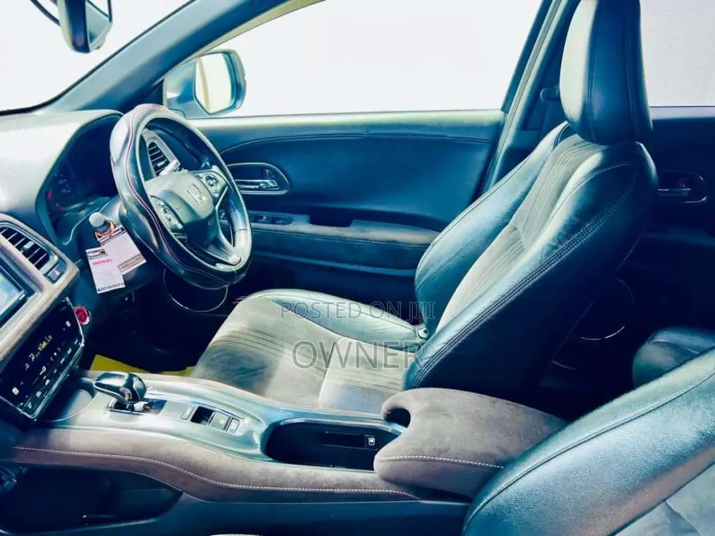Honda Vezel 2018 SUV (Used)