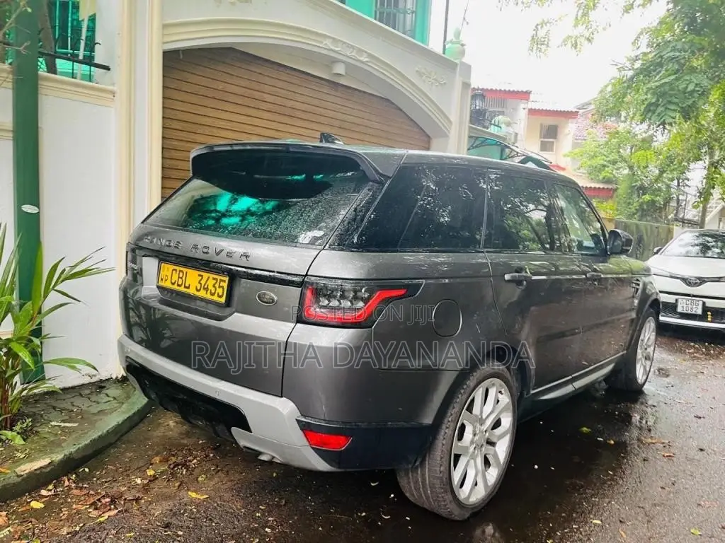 Land-Rover Range Rover Sport 2019 SUV (Used)