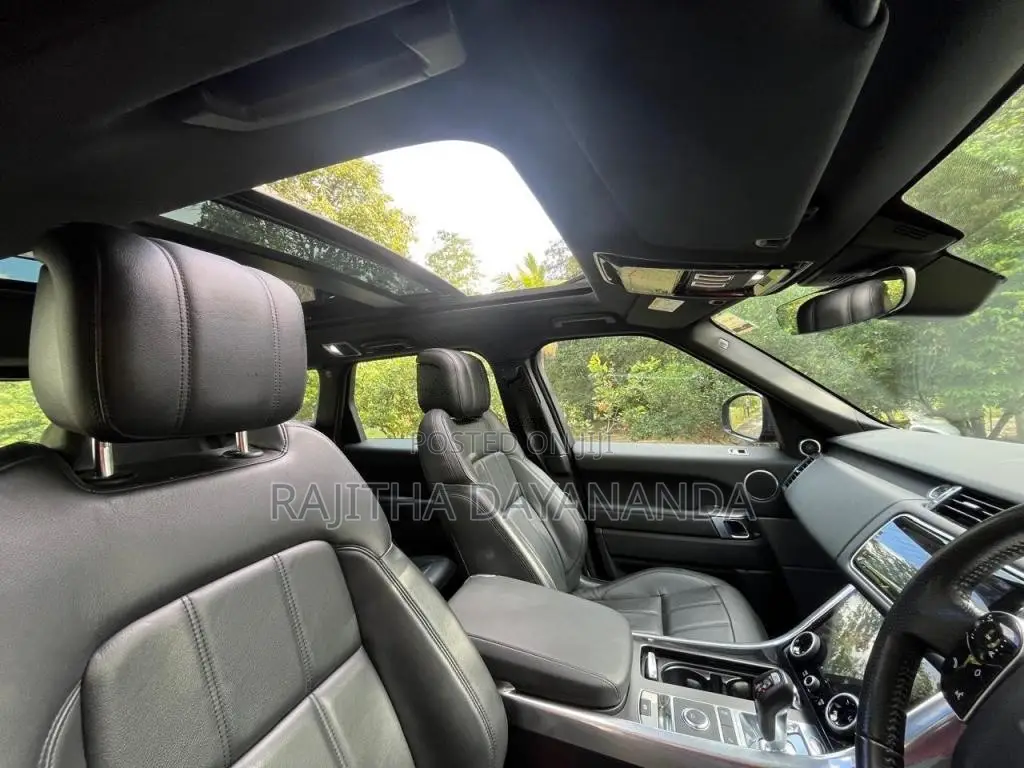 Land-Rover Range Rover Sport 2019 SUV (Used)