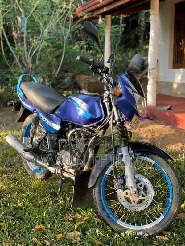 Bajaj Caliber 2004 Motorbike (Used)