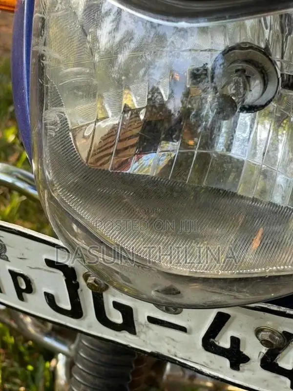 Bajaj Caliber 2004 Motorbike (Used)