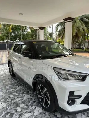 Toyota Raize 2025 SUV (Used)
