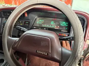Toyota Dolphin Super GL Long 1992 Van (Used)