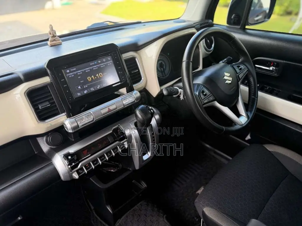 Suzuki Xbee 2019 SUV (Used)
