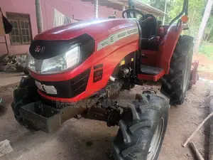 Massey-Ferguson 1650 E 2024 Tractor (Used)
