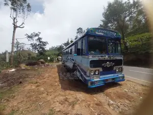 Ashok-Leyland Viking 2011 Bus (Used)