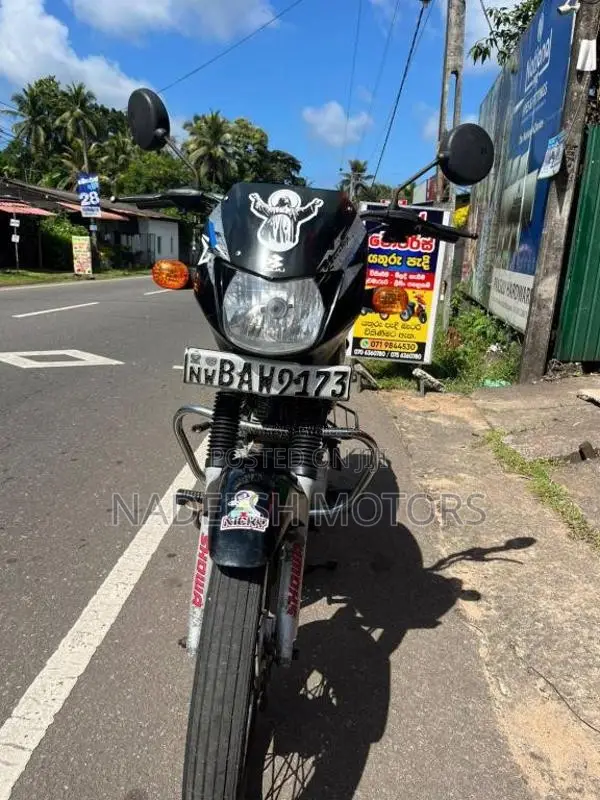 Bajaj CT-100 2014 Motorbike (Used)