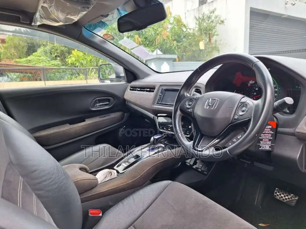 Honda Vezel 2017 SUV (Used)