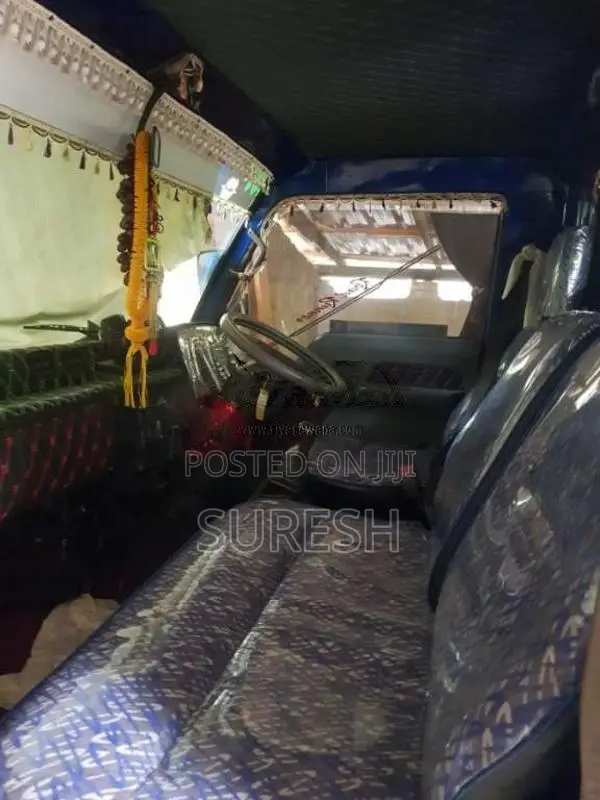 Mitsubishi Canter 1992 Lorry (Used)