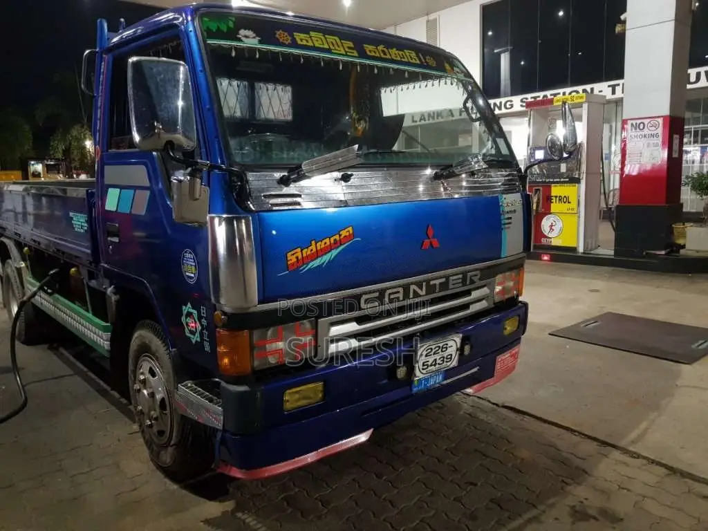 Mitsubishi Canter 1992 Lorry (Used)