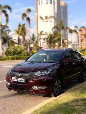 Honda Vezel 2014 SUV (Used)