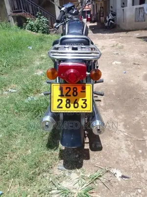 Honda CD125 TWIN GOLD LINE 1987 Motorbike (Used)
