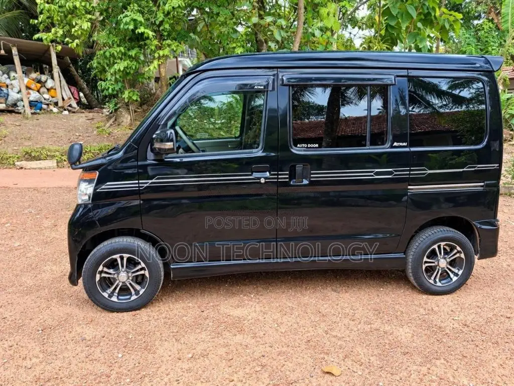Daihatsu Atrai Wagon Turbo S321V 2015 Van (Used)