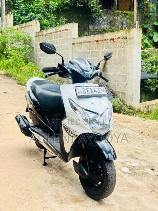 Honda Dio 2017 Motorbike (Used)