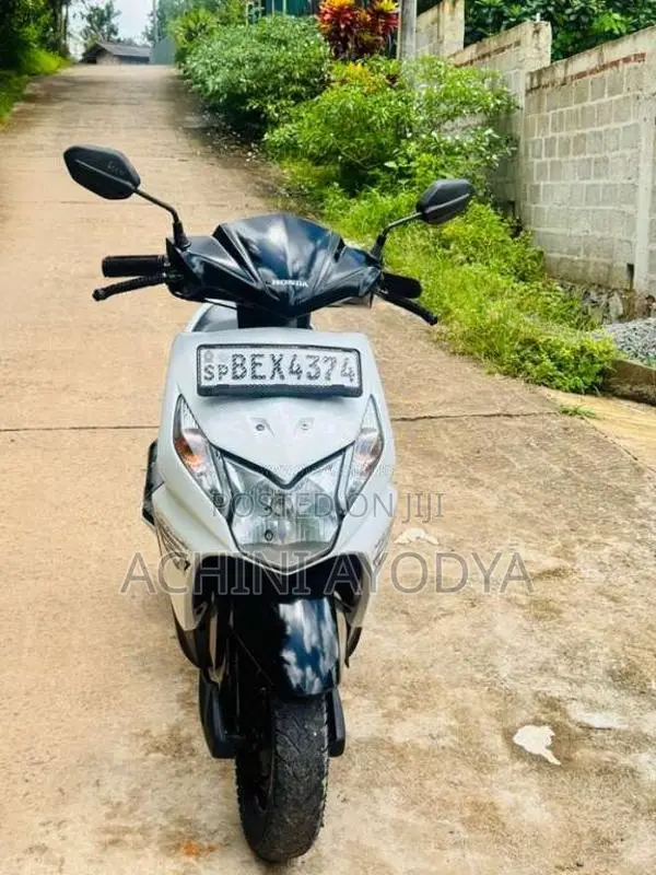Honda Dio 2017 Motorbike (Used)