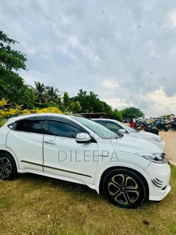 Honda Vezel 2015 SUV (Used)