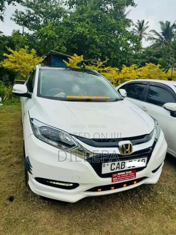 Honda Vezel 2015 SUV (Used)