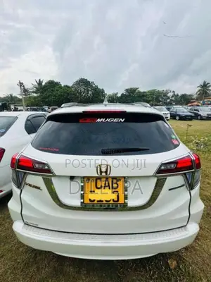 Honda Vezel 2015 SUV (Used)