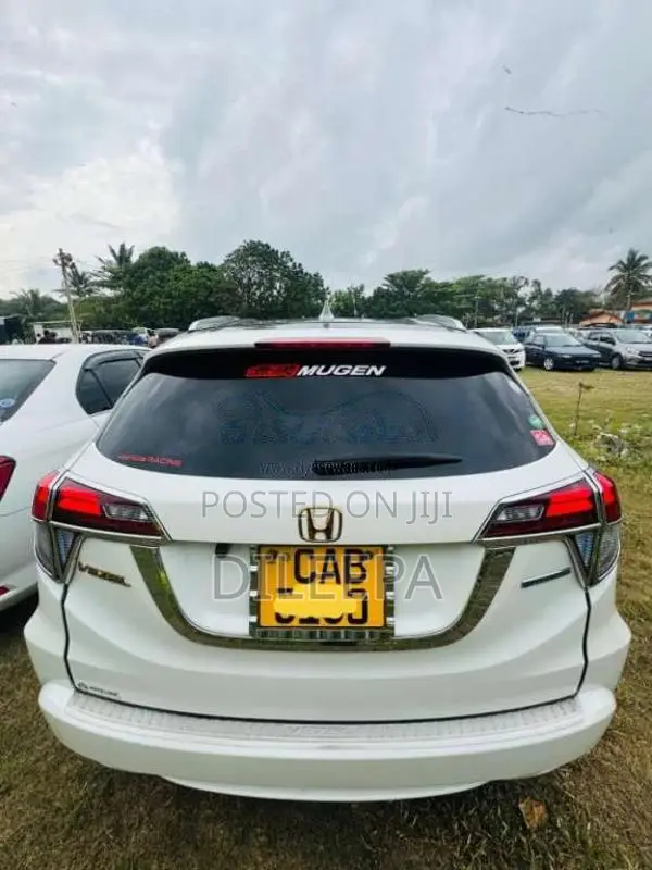 Honda Vezel 2015 SUV (Used)