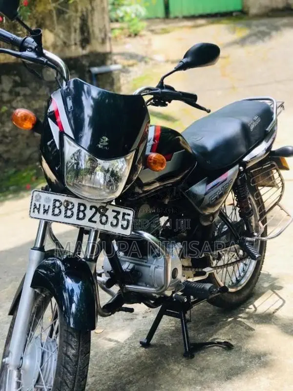 Bajaj CT-100 2014 Motorbike (Used)