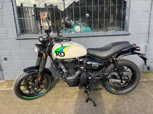 New Royal Enfield Hunter 350 2026 White