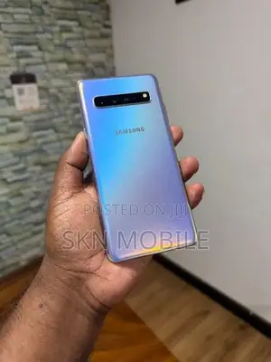 Samsung Galaxy S10 5G 8GB 256GB (Used)