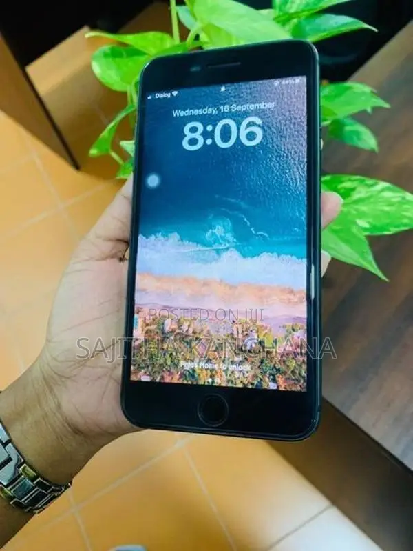 Apple iPhone 8 Plus 256GB (Used)