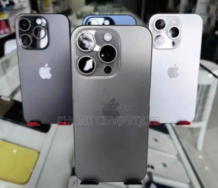 Apple iPhone 15 Pro Max 256GB (Used)