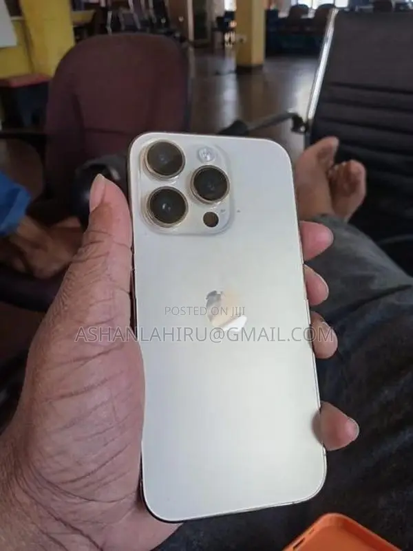 Apple iPhone 14 Pro (Used)