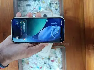 Apple iPhone 16 (Used)