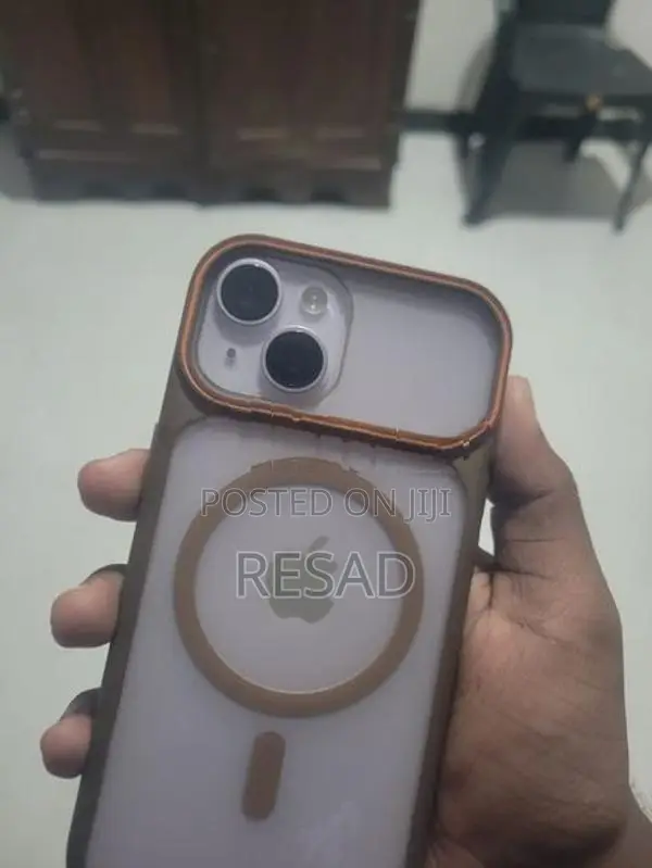 Apple iPhone 14 (Used)