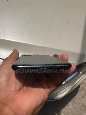Apple iPhone 11 Pro Max (Used)