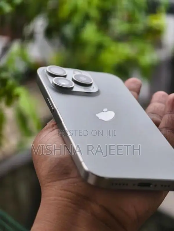 Apple iPhone 15 Pro (Used)