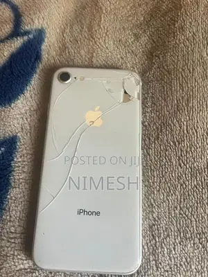 Apple iPhone 8 (Used)